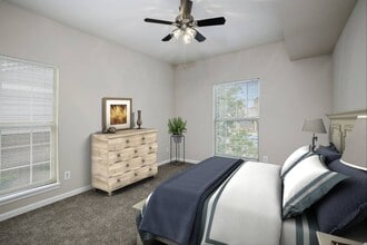 Town Center Apartments in Overland Park, KS - Building Photo - Building Photo
