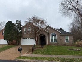 513 Bancroft Way in Franklin, TN - Building Photo