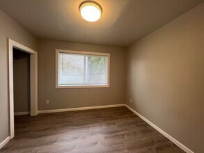 Briar Rose Apartments in Portland, OR - Building Photo - Building Photo