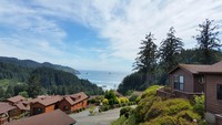 Whaleshead Beach Resort in Brookings, OR - Foto de edificio - Building Photo