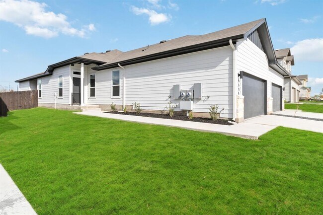 820 Staglin St in Buda, TX - Building Photo - Building Photo