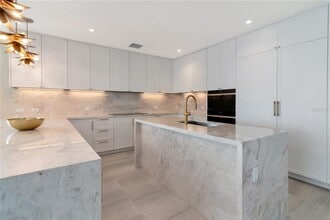 2912 W Santiago St in Tampa, FL - Foto de edificio - Building Photo