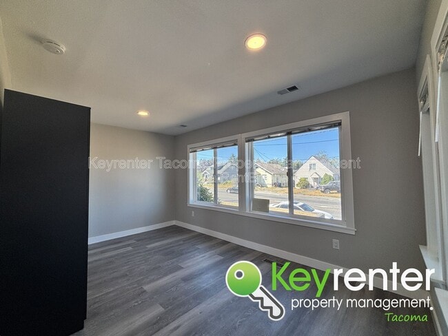 1520 S 56th St in Tacoma, WA - Building Photo - Building Photo