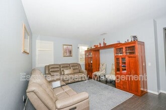 3750 Golden Pond Dr in Camarillo, CA - Building Photo - Building Photo