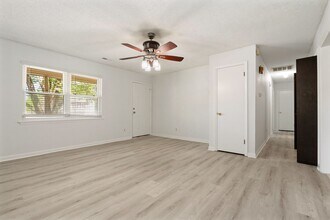 8 Pedder Ct in Durham, NC - Building Photo - Building Photo