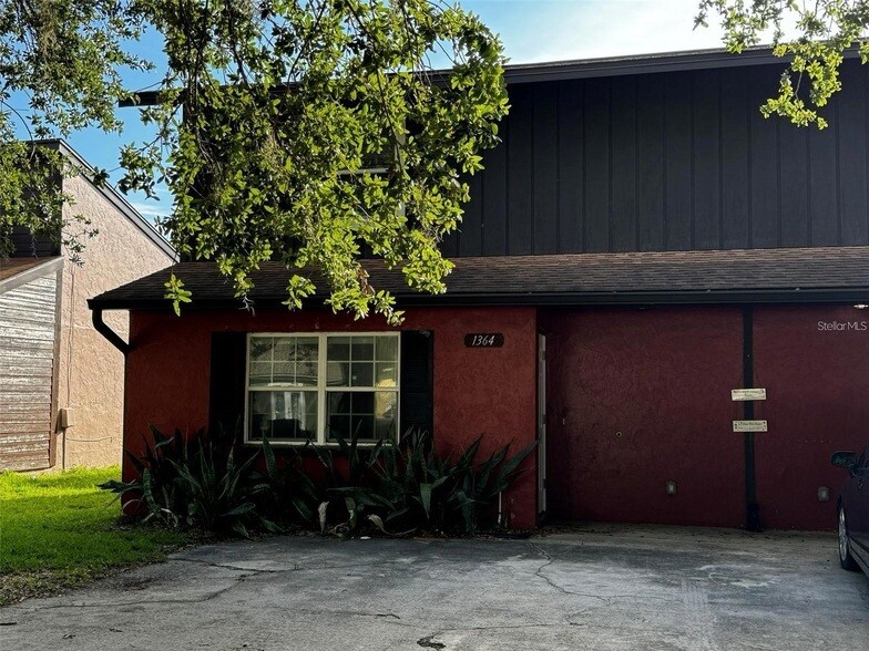 1364 Fairway Dr in Lakeland, FL - Building Photo
