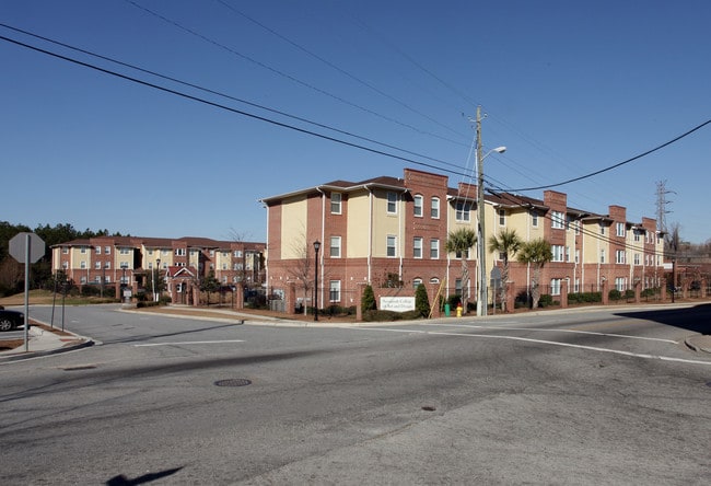 Boundary Village Apartments in Savannah, GA - Building Photo - Building Photo