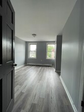 72 Hutton St in Jersey City, NJ - Building Photo - Building Photo