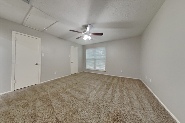 property at 4810 Ingleside Ct