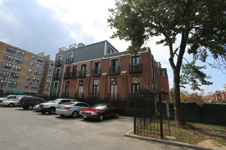 Cambridge Row in Washington, DC - Foto de edificio - Building Photo