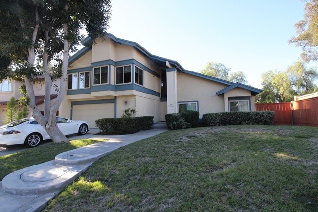 10912 Promesa Dr