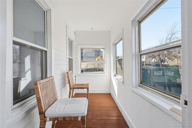 226 Fourth Ave in Pelham, NY - Building Photo - Building Photo