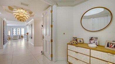 35 Watergate Dr in Sarasota, FL - Building Photo - Building Photo