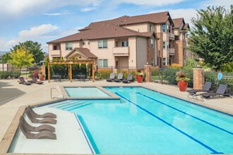 Bristol Pointe Apartments in Loveland, CO - Building Photo - Building Photo