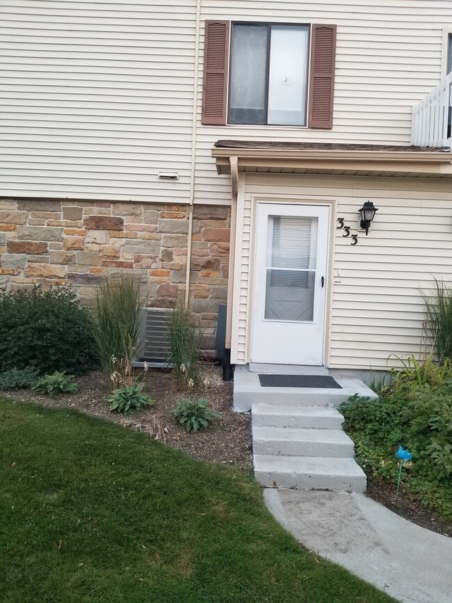 property at 333 Jefferson Ct