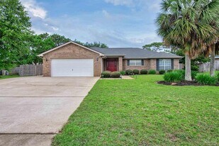 2081 Seagrape Dr in Navarre, FL - Building Photo