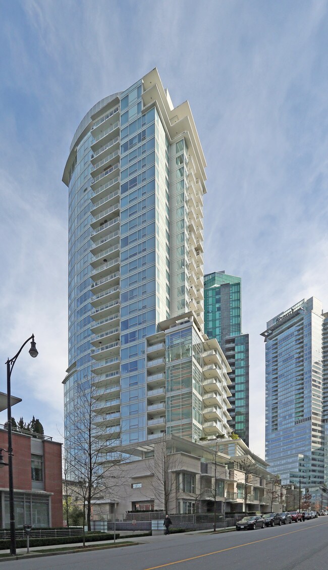 Two Harbour Green in Vancouver, BC - Building Photo - Building Photo