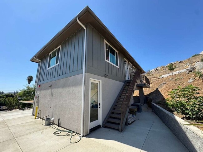 property at 1076 Sumner Ave