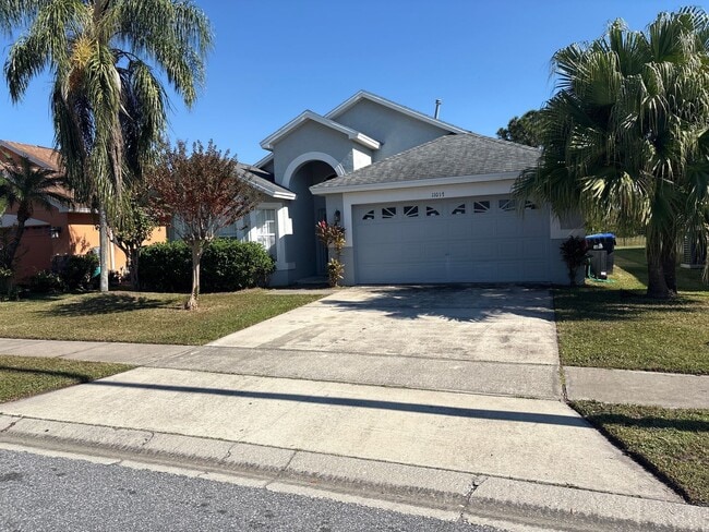 11017 Crystal Glen Blvd in Orlando, FL - Building Photo - Building Photo