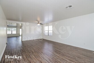 8526 E Meseto Ave in Mesa, AZ - Building Photo - Building Photo