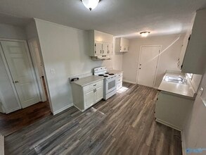 603 Hal St NW in Huntsville, AL - Building Photo - Building Photo