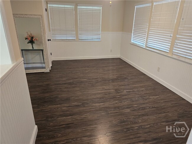 property at 5014 Spartan Dr