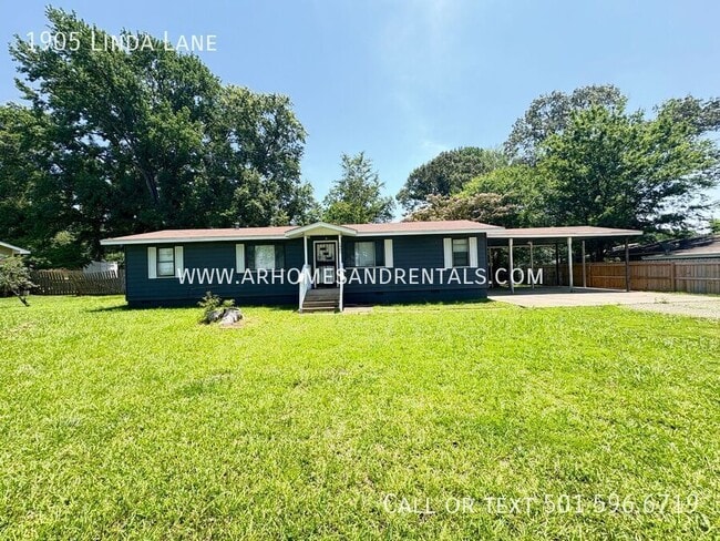 property at 1905 Linda Ln