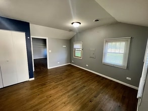 1810 Main St Rd in Spring Grove, IL - Building Photo - Building Photo