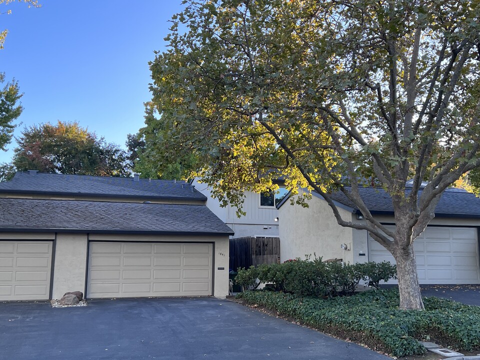 1841 Cannon Dr in Walnut Creek, CA - Foto de edificio