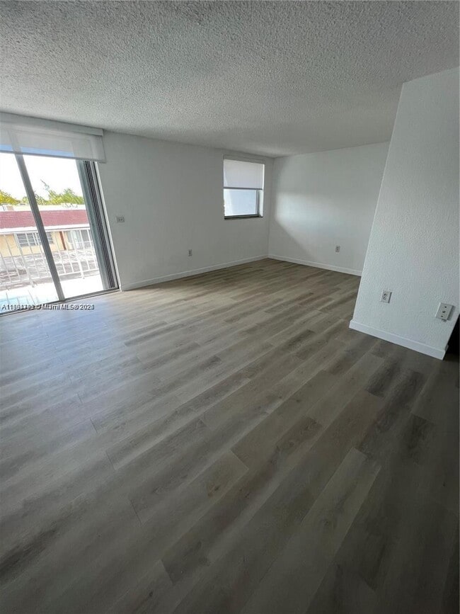 1145 Normandy Dr in Miami Beach, FL - Building Photo - Building Photo
