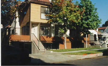 1037 Linden Ave in Glendale, CA - Building Photo - Building Photo