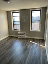 148 Linden St, Unit 1 in Yonkers, NY - Foto de edificio - Building Photo