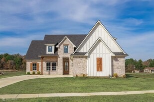 41 Turtle Creek Dr in Benton, LA - Building Photo