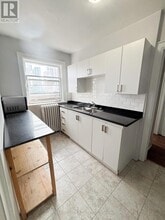 20 Roselawn Ave in Toronto, ON - Building Photo - Building Photo