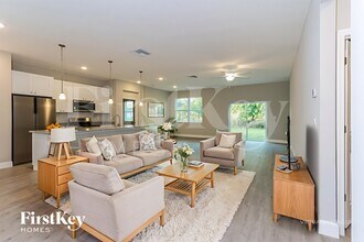 1389 Gibralter St SW in Palm Bay, FL - Building Photo - Building Photo