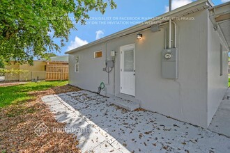 1214 S D St in Lake Worth, FL - Building Photo - Building Photo