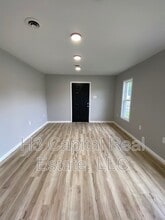 4900 Maryville Rd in Granite City, IL - Building Photo - Building Photo