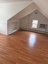 1186 Thomas St in Hewlett, NY - Building Photo - Building Photo
