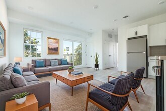 809 Diamond St, Unit 809 Diamond St B01 in Philadelphia, PA - Building Photo - Building Photo