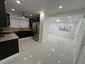 214 W 44th St in Hialeah, FL - Building Photo - Building Photo
