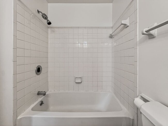 602 Kenwick Cir in Casselberry, FL - Foto de edificio - Building Photo