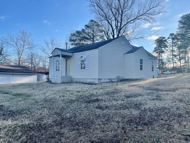 property at 19644 Arch St