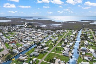 7150 Cobiac Dr in Saint James City, FL - Building Photo - Building Photo