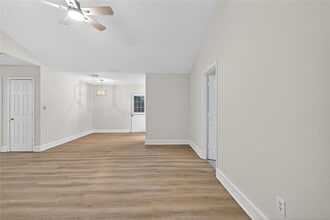 37 Peach Forest Way in Douglasville, GA - Building Photo - Building Photo