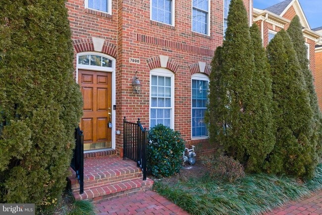 7996 Reserve Way in Vienna, VA - Building Photo - Building Photo