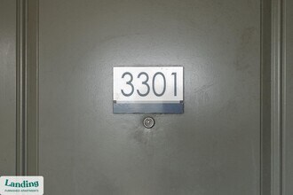 4300 Cromwell Dr, Unit 3301 in Kyle, TX - Building Photo - Building Photo