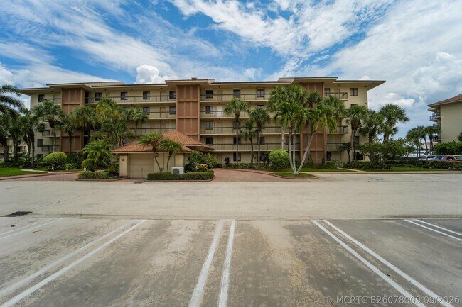 property at 2601 Marina Isle Way