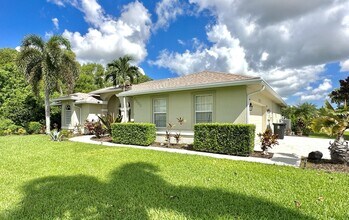 5399 NW Lamoore Ln in Port St. Lucie, FL - Building Photo - Building Photo