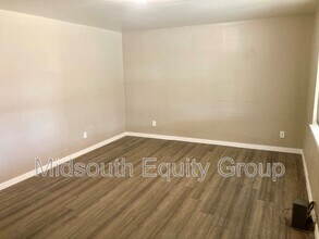 127 Northside Ave in Dresden, TN - Building Photo - Building Photo