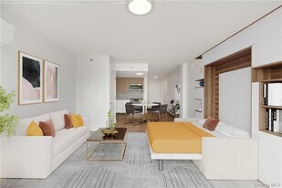 10 Lyon Pl in White Plains, NY - Building Photo